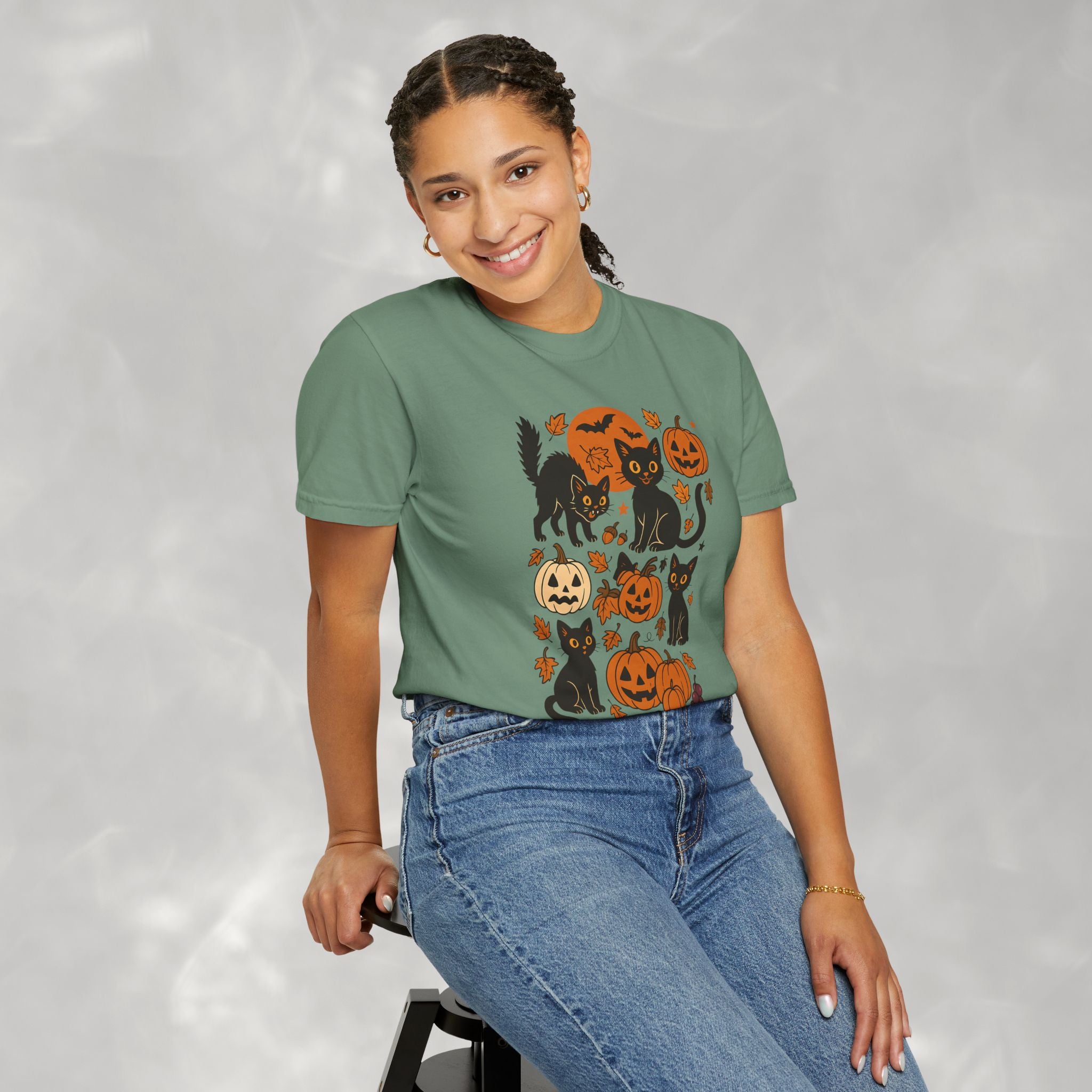 Spooky Black Cats and Jack-O-Lanterns, Unisex Comfort Colors Tee