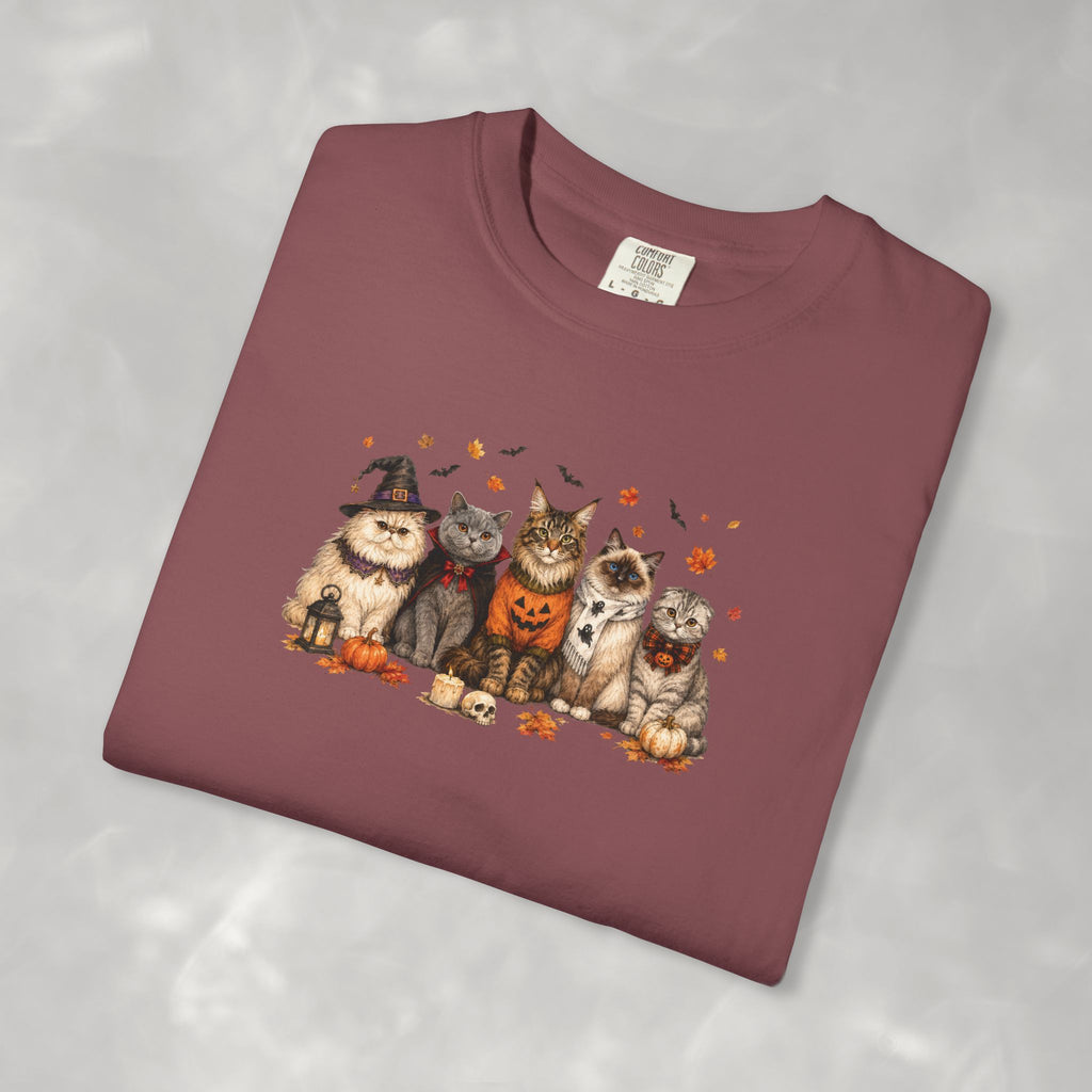 Retro Cats in Halloween Costumes Unisex Comfort Colors Tee