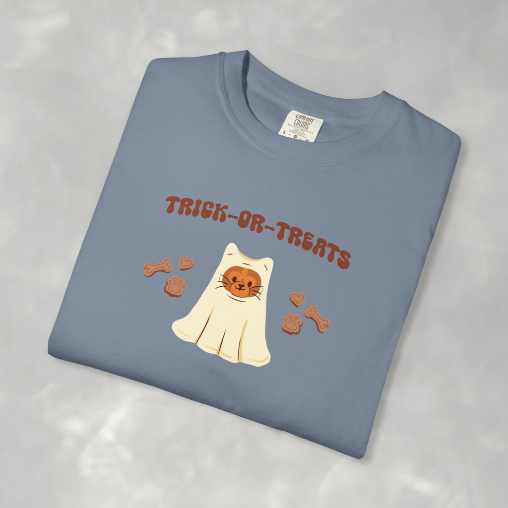 Trick-or-Treats Cute Funny Halloween Cat Lover Comfort Colors Garment-Dyed T-shirt