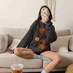 Spooky Black Cats and Jack-O-Lanterns, Gildan Unisex Heavy Blend™ Crewneck Sweatshirt
