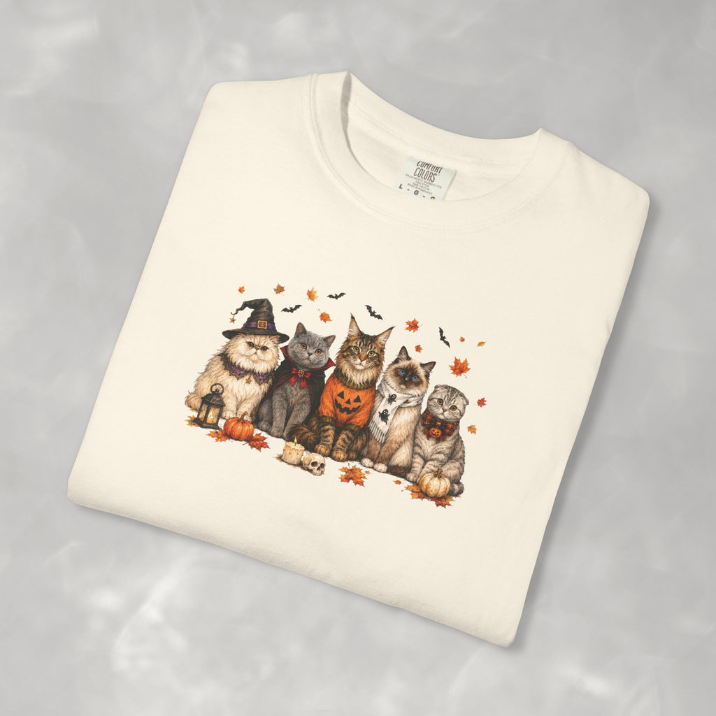 Retro Cats in Halloween Costumes Unisex Comfort Colors Tee