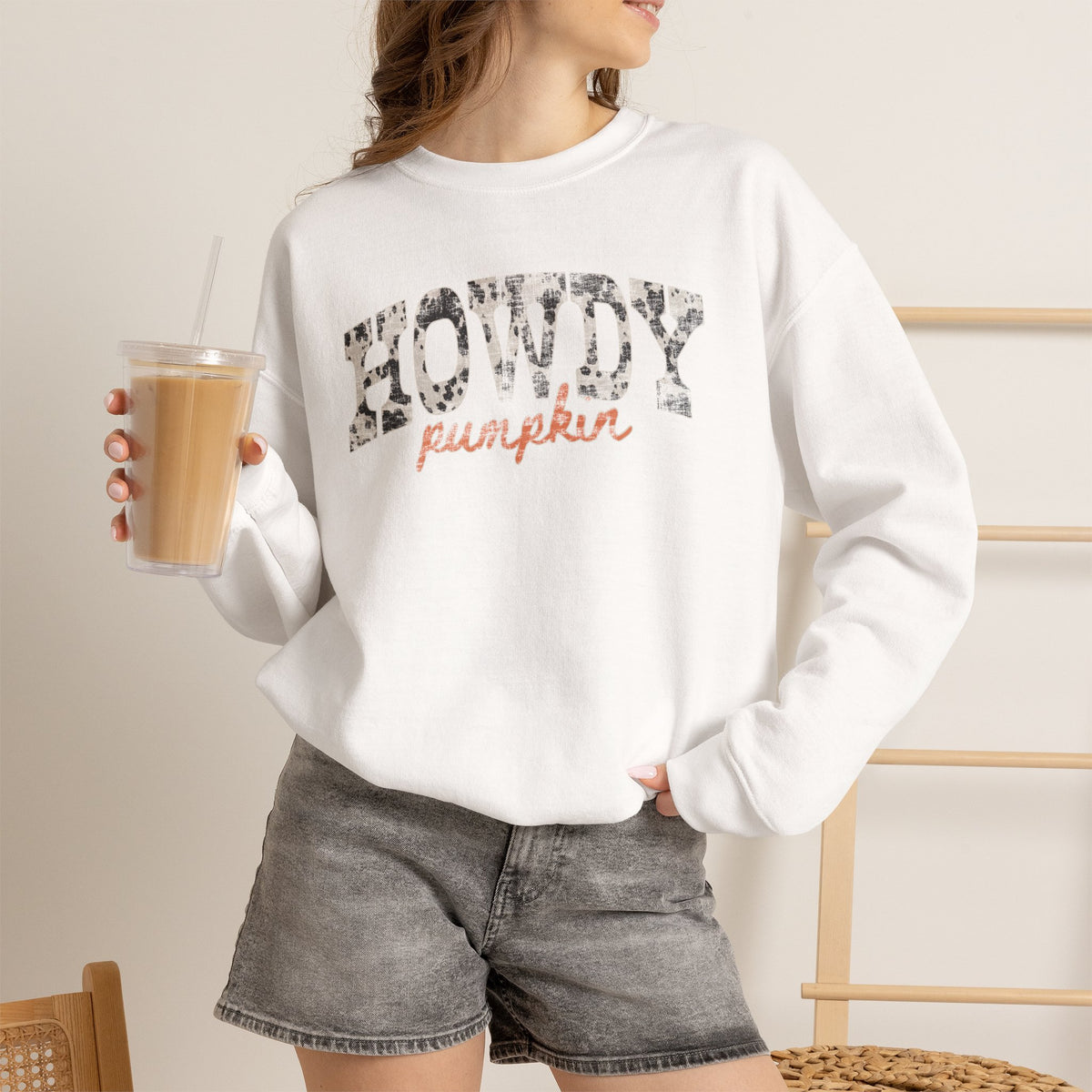 Howdy Pumpkin Distressed Western Style Gildan Unisex Heavy Blend™ Crewneck Sweatshirt for Autumn, Fall, Thanksgiving