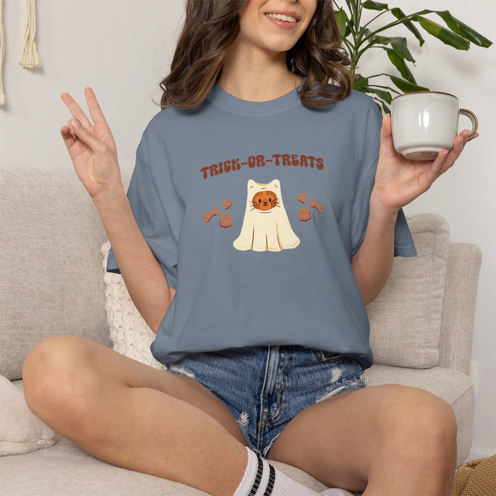 Trick-or-Treats Cute Funny Halloween Cat Lover Comfort Colors Garment-Dyed T-shirt