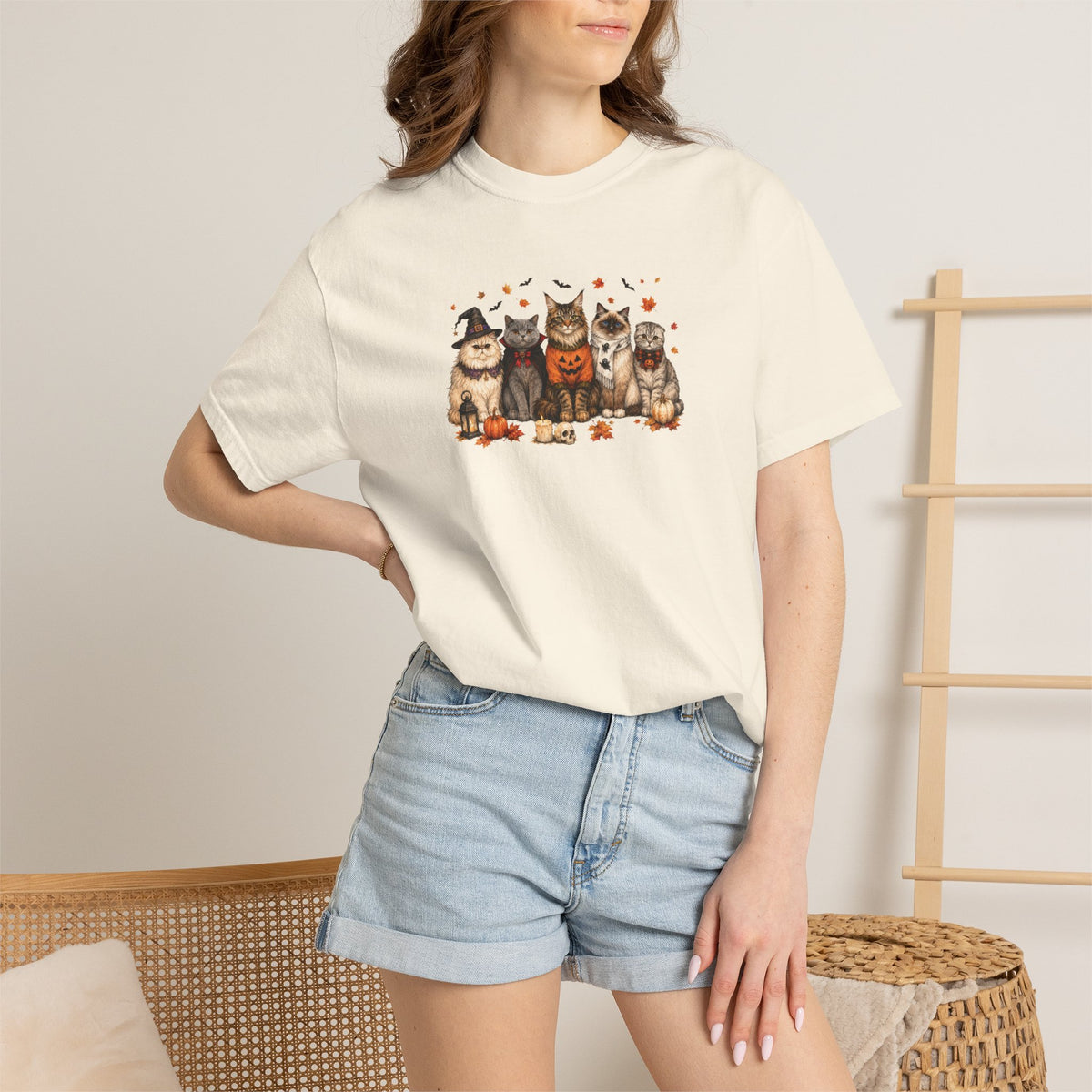 Retro Cats in Halloween Costumes Unisex Comfort Colors Tee