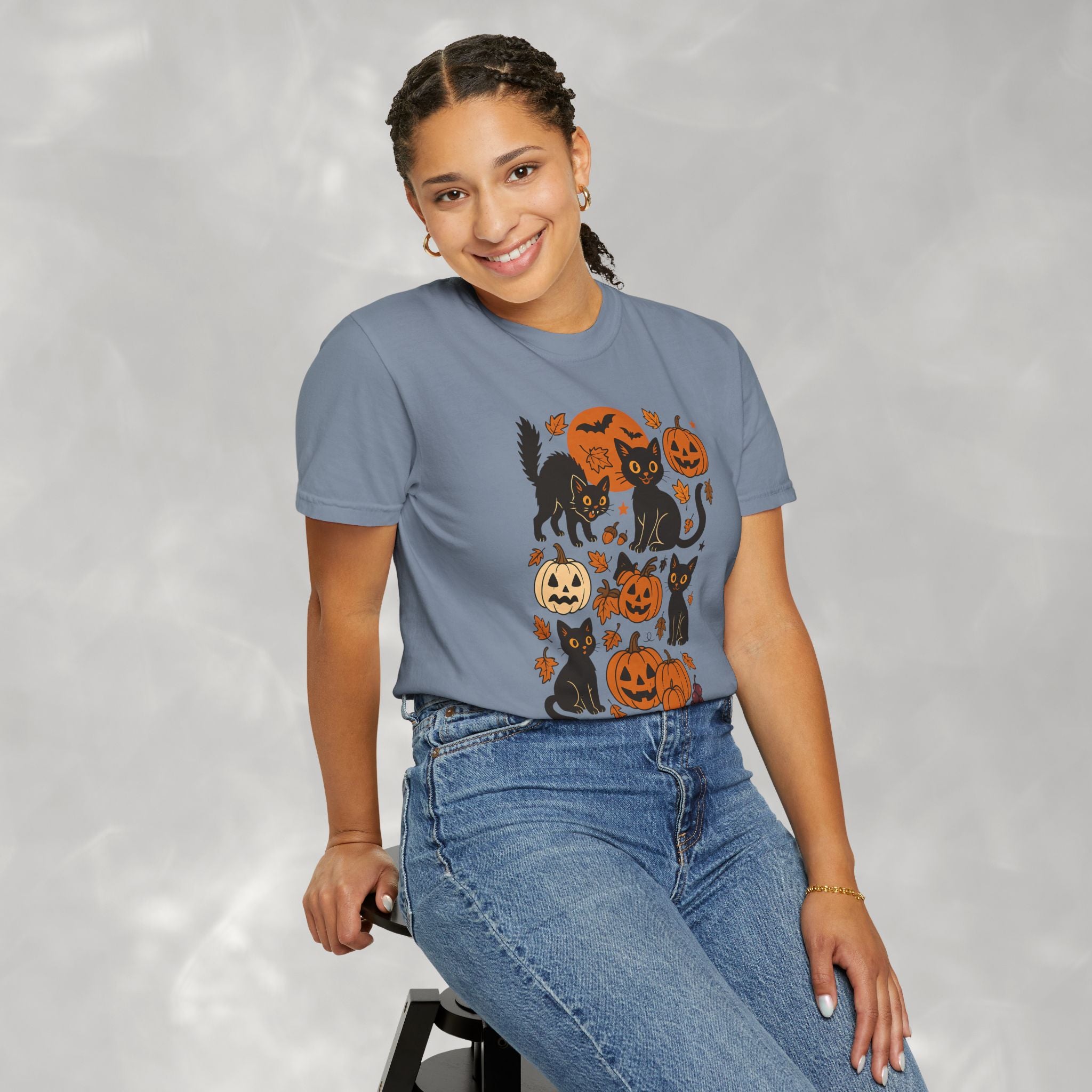 Spooky Black Cats and Jack-O-Lanterns, Unisex Comfort Colors Tee