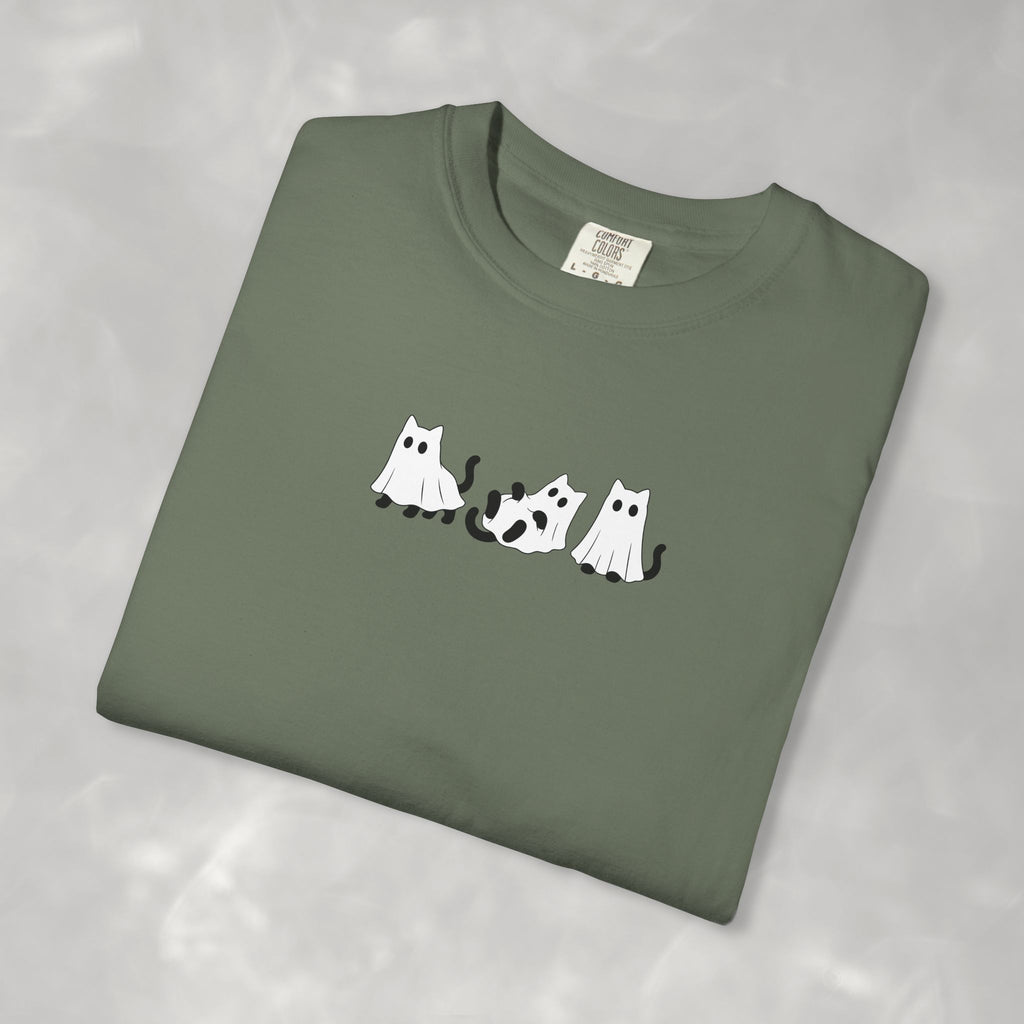 Cute Black Cat Ghosts, Haunted Kitties Halloween Comfort Colors Tee
