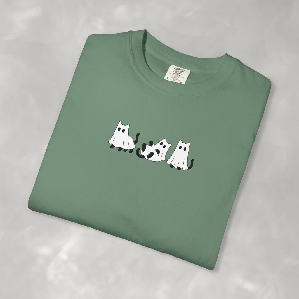 Cute Black Cat Ghosts, Haunted Kitties Halloween Comfort Colors Tee
